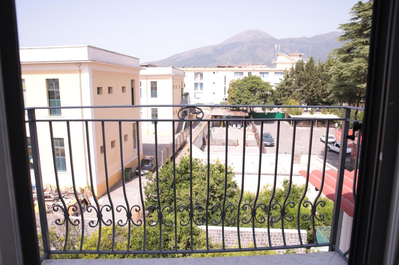 Bed and Breakfast Palazzo Caracciolo del Sole Terzigno Esterno foto